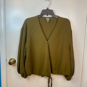 Worthington Green long sleeve blouse